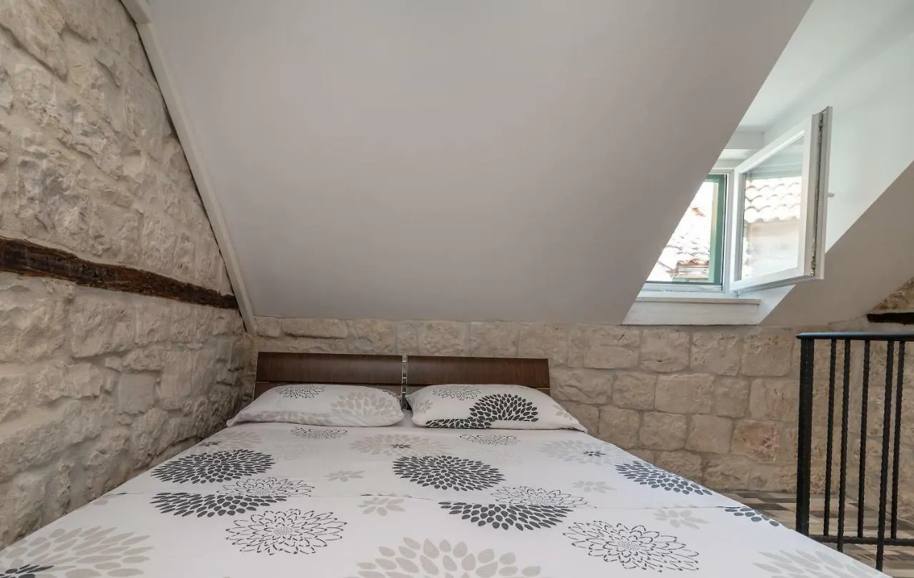 Apartment Apartman Skuribanda Trogir
