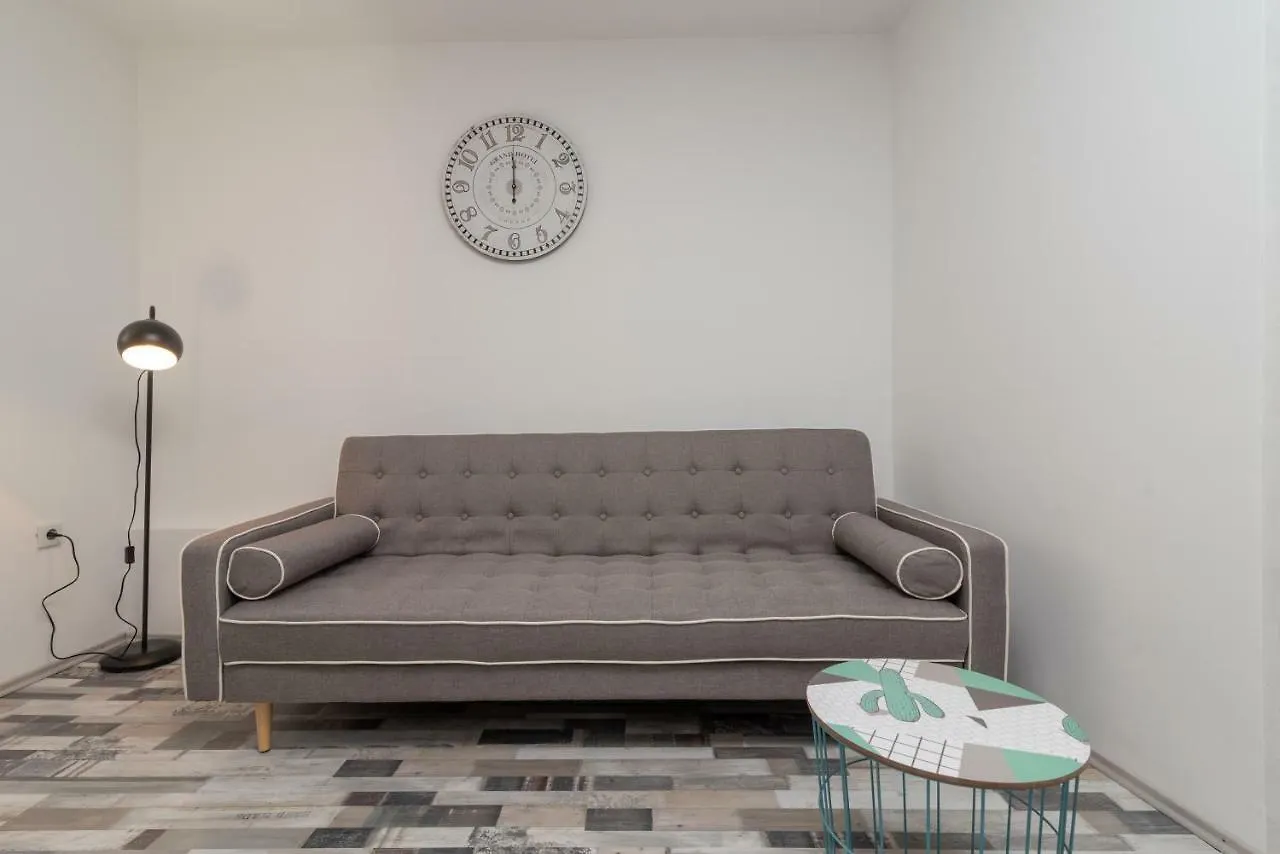 Apartman Skuribanda Trogir 0*,